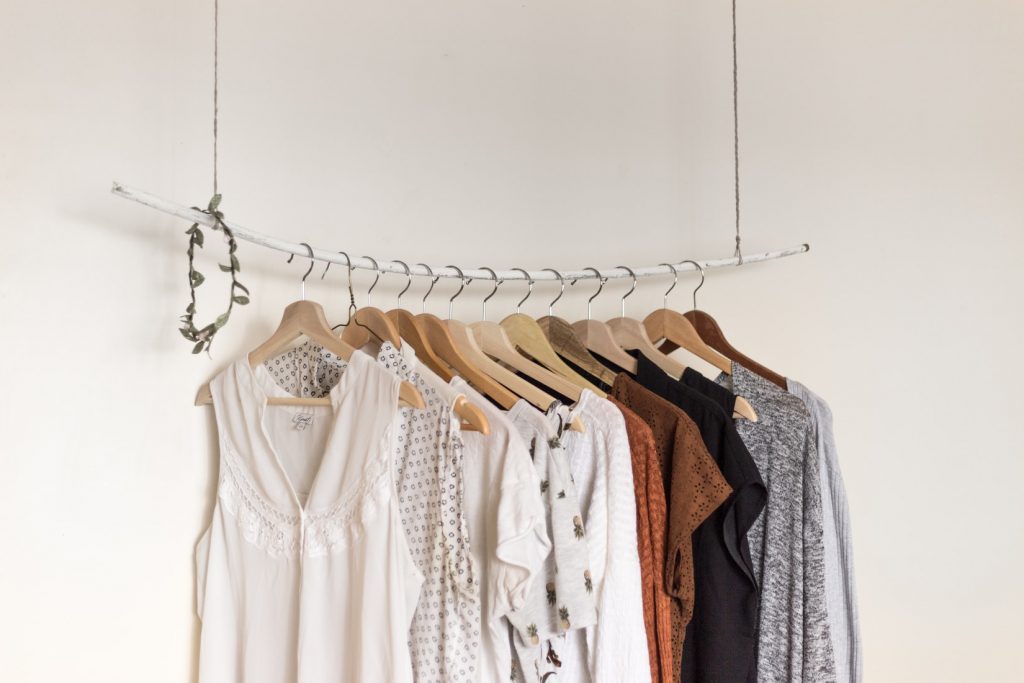 minimalistische levensstijl garderobe
